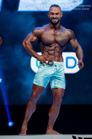 MEN'S PHYSIQUE +179